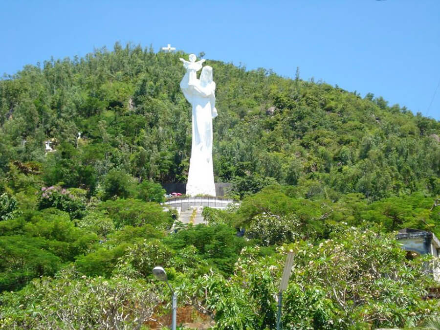 10 tượng Đức Mẹ lớn nhất trên thế giới