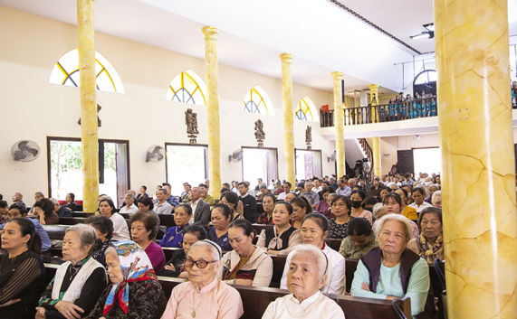 khiêm nhường thật sự , khiêm nhường và vâng phục, Mẹ Maria sống khiêm nhường và vâng phục