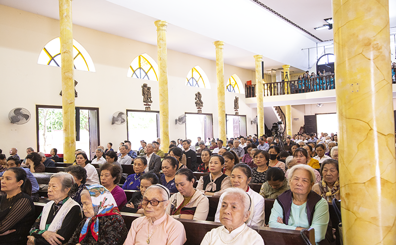 khiêm nhường thật sự , khiêm nhường và vâng phục, Mẹ Maria sống khiêm nhường và vâng phục 